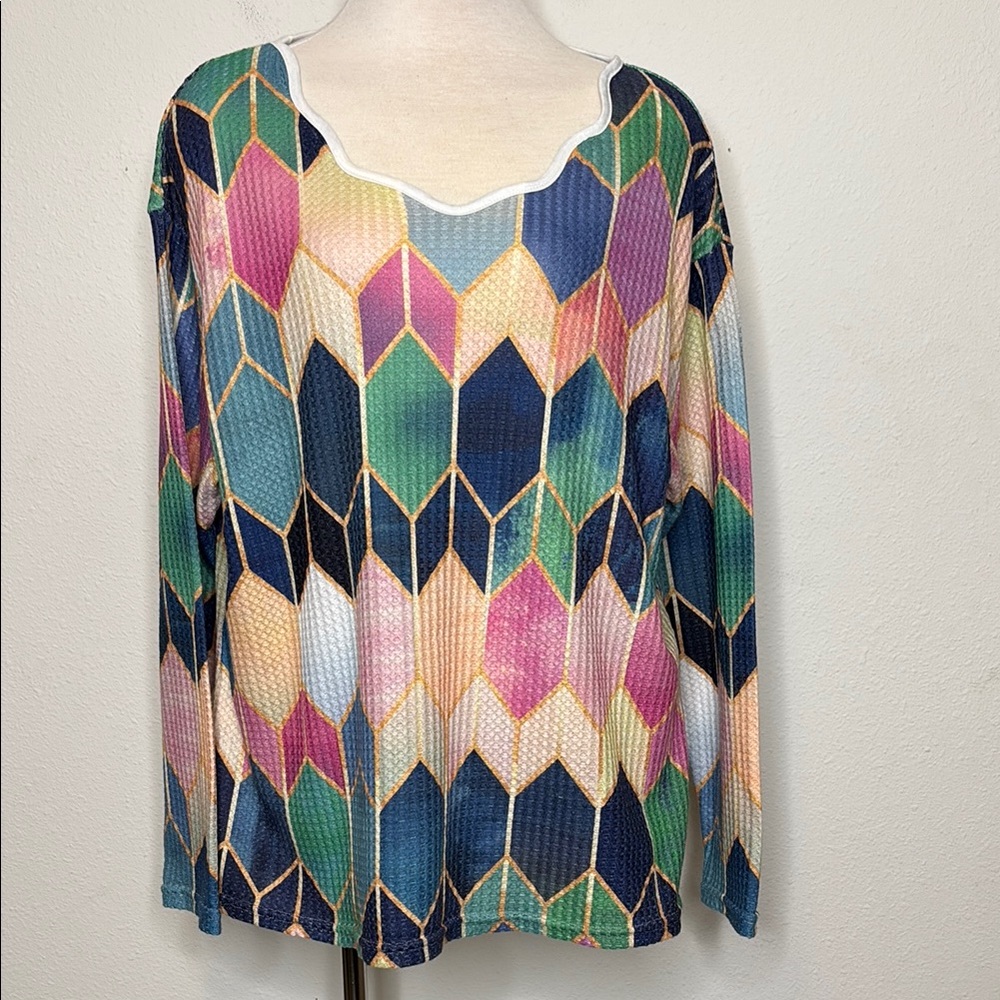 Colorful size 3X Geometric Long Sleeve Tee